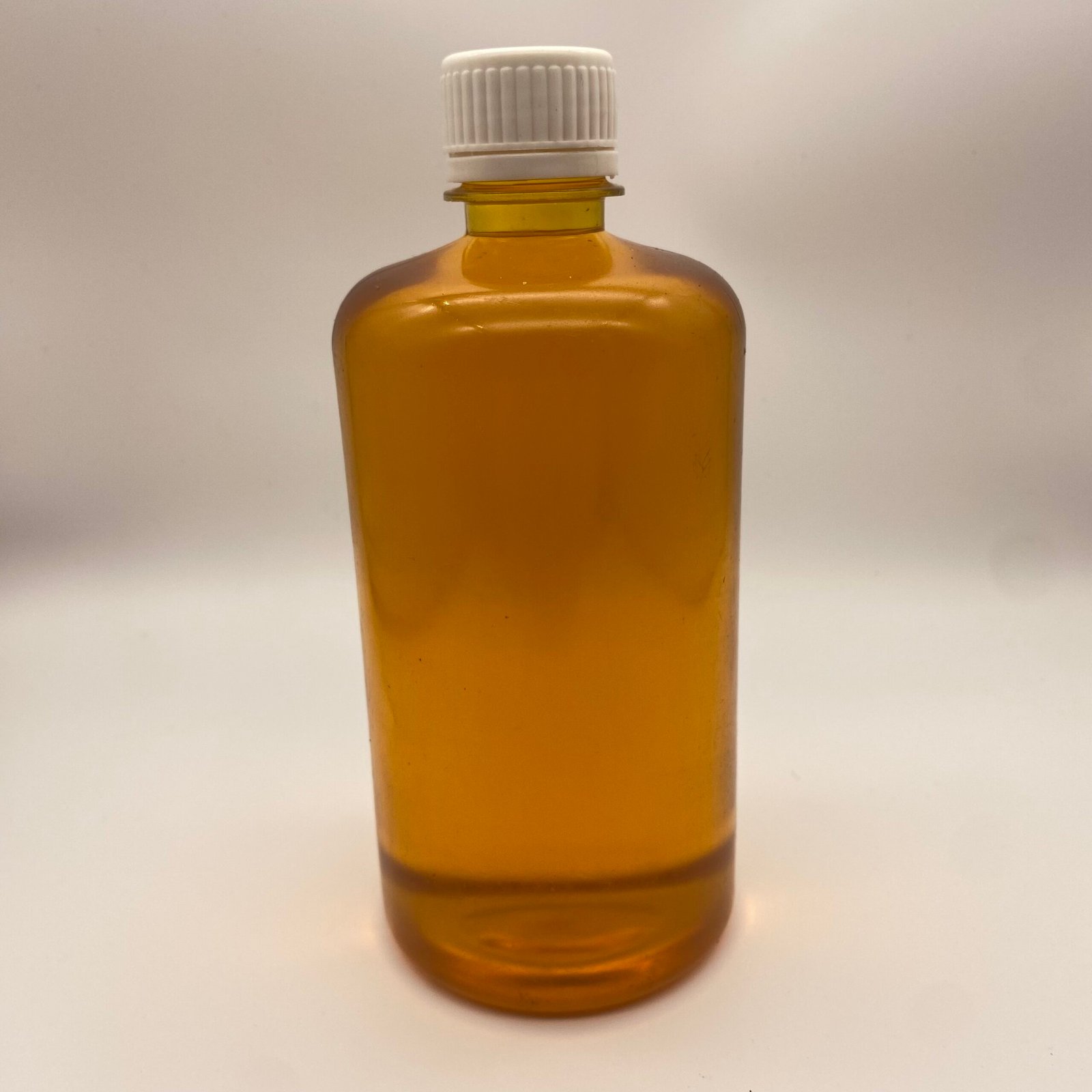 Mealworm Oil sustainable fat ingredient for animal feed
